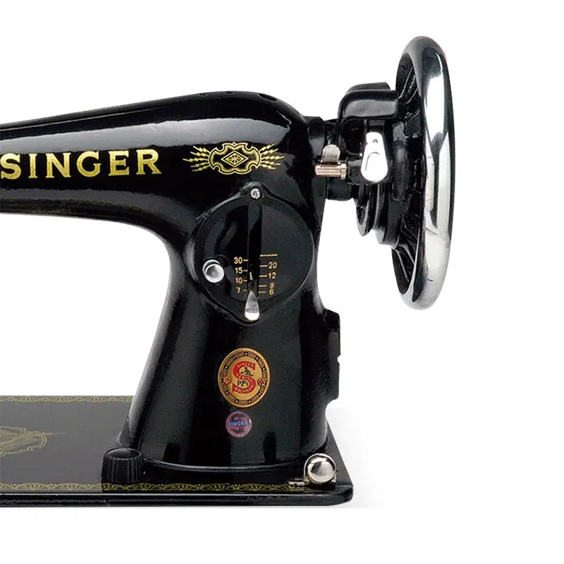 Singer 15 CD Sewing Machine