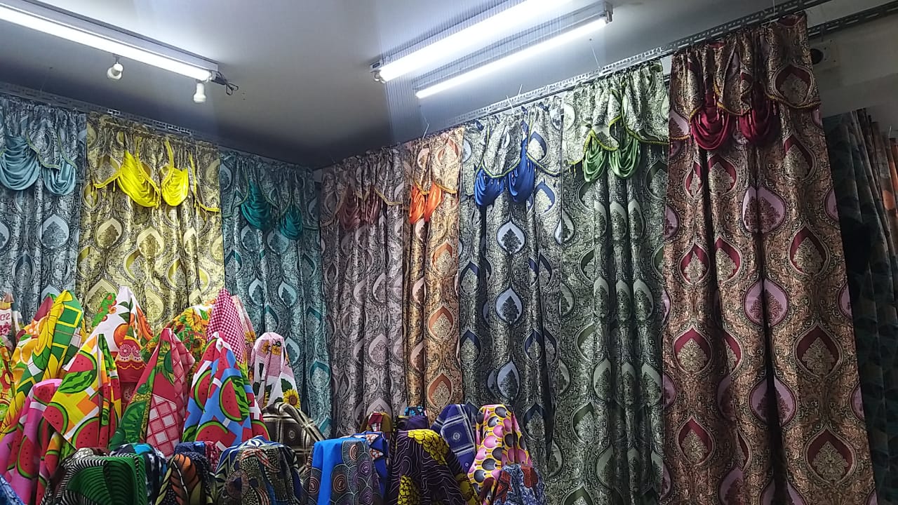 Vianna Jacquard Window Panel, Attached Valance
