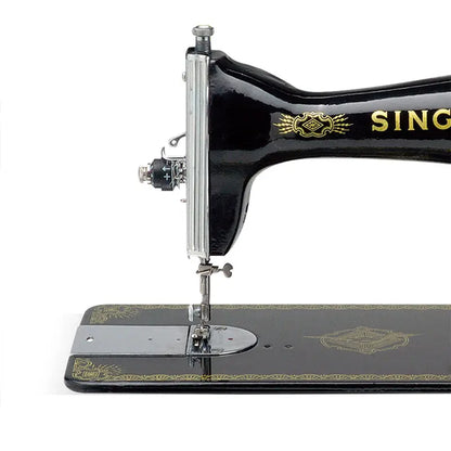 Singer 15 CD Sewing Machine